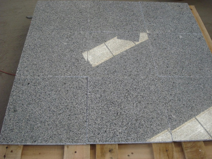 Natural Granite Slabs and Tiles for Flooring Wall and Stair Projects