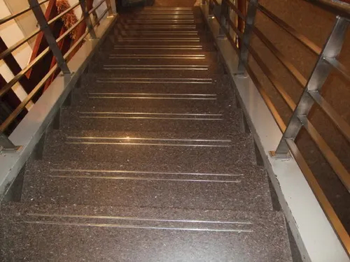 Natural Granite Stair Steps for Residential and Commercial Buildings